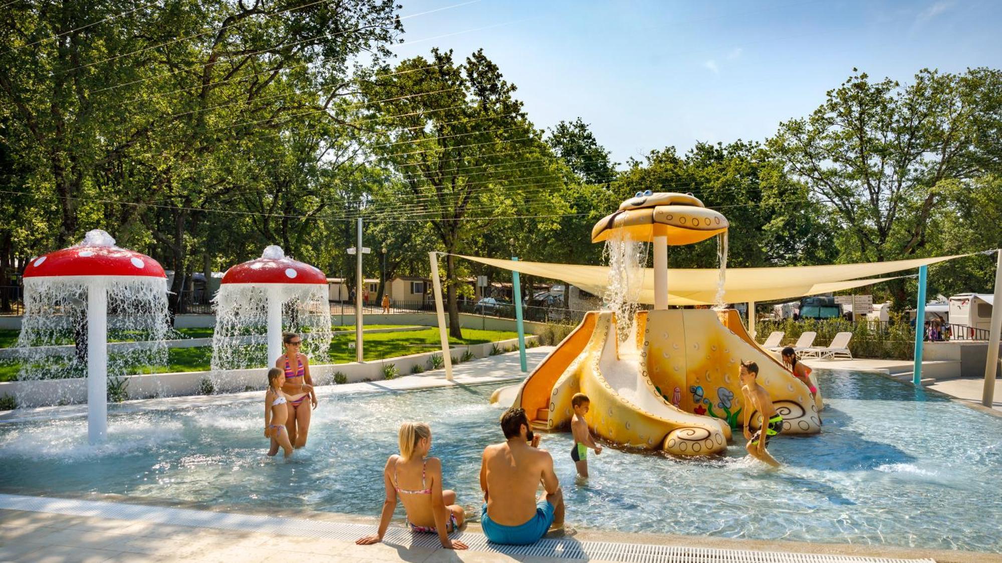 Village de vacances Sunflower 4*